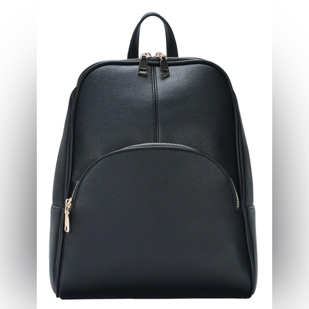 Black Women’s Backpack - Slightly Used - Like New!